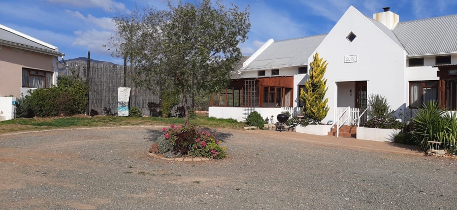 3 Bedroom Property for Sale in Uniondale Western Cape